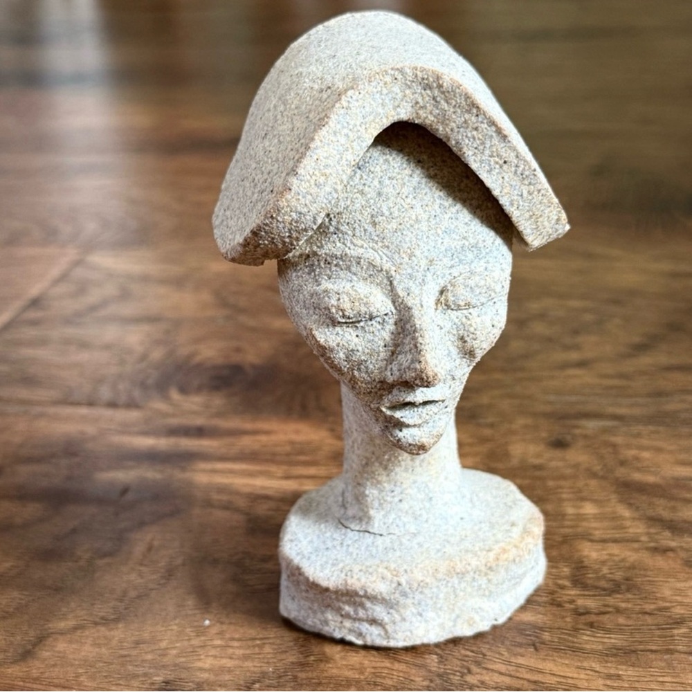 Sandstone Sculpture Bust - Neutral Beige Decorative Head